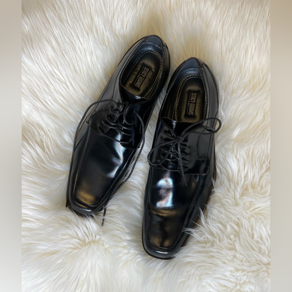 Men’s Dress Shoe by Stacy Adams Black Medium Shine Calhoun Moc Toe Oxford